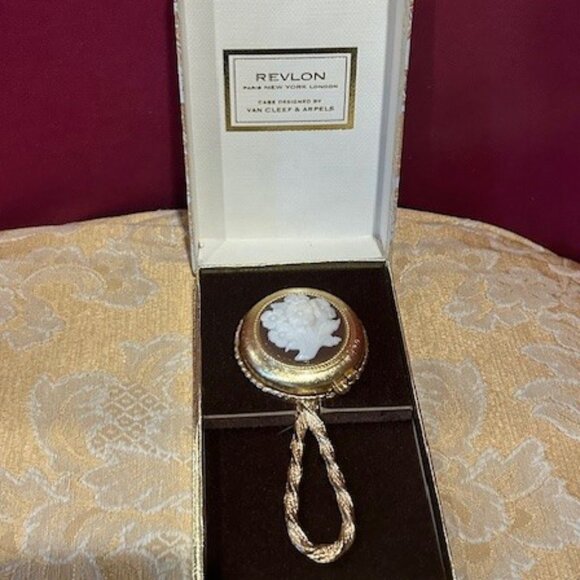 REVLON “Misty Rose - Love Pat” Hand Mirror NEW - COMPACT - Picture 6 of 8